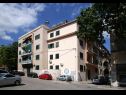 Apartmaji Snjezanal- in the center A1(4) Split - Riviera Split  - hiša
