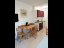 Apartmaji Dragi - adults only: SA1(2), A2(2), A3(3) Split - Riviera Split  - Studio apartma - SA1(2): kuhinja in jedilnica