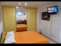 Apartmaji Davor -  in city centre: SA1(2) Split - Riviera Split  - Studio apartma - SA1(2): spalnica