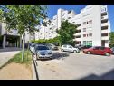 Apartmaji Ivory - central and comfortable: A1(2+1), A2(2+1) Split - Riviera Split  - parkirišče