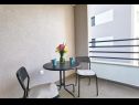 Apartmaji Mendula - private garage: A1(2+2), A2(2+2) Split - Riviera Split  - Apartma - A1(2+2): pokrita terasa