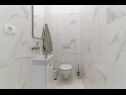 Apartmaji Lux 3 - heated pool: A5(4+2), A6(4+2) Marina - Riviera Trogir  - Apartma - A6(4+2): kopalnica s straniščem