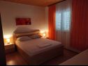 Apartmaji Anđelka - 50 m from beach: A3(9), A4(4), A5(2) Marina - Riviera Trogir  - Apartma - A3(9): spalnica