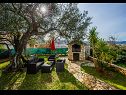 Hiša za počitnice Božena - nice garden: H(2+1) Poljica (Marina) - Riviera Trogir  - Hrvaška  - hiša
