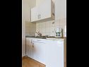 Apartmaji VV A1(2+1), A2(5), A3(7) Seget Vranjica - Riviera Trogir  - Apartma - A1(2+1): kuhinja