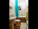 Apartmaji VV A1(2+1), A2(5), A3(7) Seget Vranjica - Riviera Trogir  - Apartma - A3(7): kopalnica s straniščem