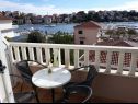 Apartmaji Vesna - 40 m from pebble beach: A1(4+1), A2(4), A3(4+1) Seget Vranjica - Riviera Trogir  - Apartma - A2(4): terasa