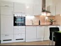 Apartmaji Tih - 20 m from sea: A1 Ruzmarin(2+2), A2 Maslina(2+2) Sevid - Riviera Trogir  - Apartma - A2 Maslina(2+2): kuhinja