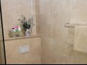 Apartmaji Tih - 20 m from sea: A1 Ruzmarin(2+2), A2 Maslina(2+2) Sevid - Riviera Trogir  - Apartma - A2 Maslina(2+2): kopalnica s straniščem