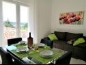 Apartmaji Tih - 20 m from sea: A1 Ruzmarin(2+2), A2 Maslina(2+2) Sevid - Riviera Trogir  - Apartma - A2 Maslina(2+2): dnevna soba