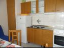 Apartmaji Gor A1(2+2), B2(2+2) Sevid - Riviera Trogir  - Apartma - A1(2+2): kuhinja in jedilnica