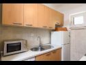 Apartmaji Stipe - 25m from the sea: A1(4+1) Sevid - Riviera Trogir  - Apartma - A1(4+1): kuhinja