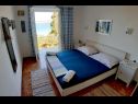 Apartmaji Jak - 10m from the sea: A(4+2) Sevid - Riviera Trogir  - Apartma - A(4+2): spalnica