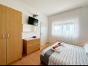 Apartmaji Kaza - 50m from the beach with parking: A1(2), A2(2), A3(6) Trogir - Riviera Trogir  - Apartma - A2(2): spalnica