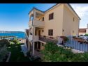 Apartmaji Marijan - beautiful view: A1(6) Trogir - Riviera Trogir  - pogled (hiša in okolica)