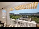 Apartmaji Mari - barbecue: A1Lile (4), A2Lile (2+2) Vinišće - Riviera Trogir  - Apartma - A1Lile (4): balkon