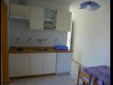 Apartmaji Fran - 30 m from sea : A1-veliki(5), A2-mali(3) Vinišće - Riviera Trogir  - Apartma - A1-veliki(5): kuhinja