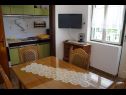 Apartmaji Srđan - 10 m from the beach : A1(4), A2(2+1), A3(4+1) Vinišće - Riviera Trogir  - Apartma - A1(4): kuhinja in jedilnica