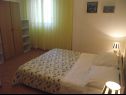 Apartmaji Mile - next to the sea A1(2+2), A2(2+2), A3(2+2) Kukljica - Otok Ugljan  - Apartma - A1(2+2): spalnica