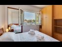 Apartmaji Nena - 10 m from sea: A1(5) Lukoran - Otok Ugljan  - Apartma - A1(5): spalnica