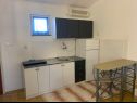 Apartmaji Lado - 230 m from sea: SA1(2+1), SA2(2+1), SA3(2+1) Muline - Otok Ugljan  - Studio apartma - SA1(2+1): kuhinja in jedilnica
