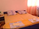 Apartmaji Sor - on the beach: SA1(2+1), A1(4+1), A2(2+2), A3(2+2) Bibinje - Riviera Zadar  - Apartma - A1(4+1): spalnica