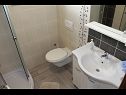 Apartmaji Ivan C A1(4+1), A2(4+1), A4(4+1), A3(4+1) Bibinje - Riviera Zadar  - Apartma - A3(4+1): kopalnica s straniščem