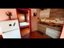 Apartmaji Julija - big terrace and grill A1 Asy(4) Bibinje - Riviera Zadar  - Apartma - A1 Asy(4): kuhinja