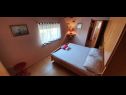 Apartmaji Julija - big terrace and grill A1 Asy(4) Bibinje - Riviera Zadar  - Apartma - A1 Asy(4): spalnica