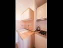 Apartmaji Vesna - 200 m from beach A1(2), SA2(2), A3(2) Bibinje - Riviera Zadar  - Studio apartma - SA2(2): kuhinja