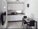 Apartmaji Fuzi - 50 m from sea: A1(2+1), SA4(2) Bibinje - Riviera Zadar  - Studio apartma - SA4(2): kuhinja in jedilnica