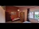 Apartmaji Julijana - economy apartment A1(6) Bibinje - Riviera Zadar  - Apartma - A1(6): spalnica