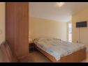 Apartmaji Blue Skies - 30 m from the sea: A1(4+1), A2(2+2), SA3(2+1) Ljubač - Riviera Zadar  - Studio apartma - SA3(2+1): spalnica