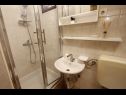 Apartmaji Oasis A1(4+2), A2(2+2), A3(2+2) Nin - Riviera Zadar  - Apartma - A2(2+2): kopalnica s straniščem