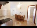 Apartmaji Oasis A1(4+2), A2(2+2), A3(2+2) Nin - Riviera Zadar  - Apartma - A3(2+2): kuhinja in jedilnica