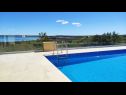 Apartmaji Dragi - with pool: A2(4), A3(4), A4(4), A6(2) Nin - Riviera Zadar  - bazen