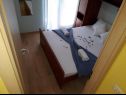 Apartmaji Mediteran - private parking: A1(2+1) Privlaka - Riviera Zadar  - Apartma - A1(2+1): spalnica