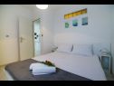 Apartmaji Secret Garden A2(2+2), A4(2+2) Ražanac - Riviera Zadar  - Apartma - A4(2+2): spalnica