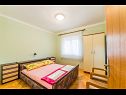 Apartmaji Ivica - with parking : A1-0A(4+1), A2-1A(4+1), A3-1B(4+1), A4-2A(4+1) Sabunike - Riviera Zadar  - Apartma - A3-1B(4+1): spalnica