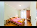Apartmaji Ivica - with parking : A1-0A(4+1), A2-1A(4+1), A3-1B(4+1), A4-2A(4+1) Sabunike - Riviera Zadar  - Apartma - A1-0A(4+1): spalnica