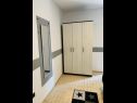 Apartmaji in sobe Voyasi - 60 m from sea: A1(2), A2(2), A4(2), A6(2), A7(4), R5(2) Starigrad-Paklenica - Riviera Zadar  - Apartma - A4(2): spalnica