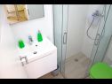 Apartmaji Old Stone: SA1(2), A2(4+1), SA4(2) Sukošan - Riviera Zadar  - Studio apartma - SA4(2): kopalnica s straniščem
