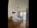 Apartmaji Draga - comfortable & afordable: A1(2+2), A2(6), A3(2+2) Vir - Riviera Zadar  - Apartma - A1(2+2): spalnica