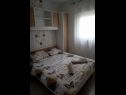 Apartmaji Island of love A1(4+1) Vir - Riviera Zadar  - Apartma - A1(4+1): spalnica