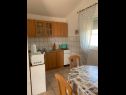 Apartmaji Tihana - 200 m from sea: A1(4+1) Vir - Riviera Zadar  - Apartma - A1(4+1): kuhinja in jedilnica