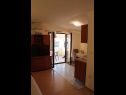 Apartmaji Nenad - with pool; A1(4+1), A2(4+1), SA3(3), SA4(3), A5(2+2) Vrsi - Riviera Zadar  - Studio apartma - SA3(3): interijer
