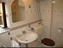 Apartmaji Jase A1 Jasminka(3+1) Zadar - Riviera Zadar  - Apartma - A1 Jasminka(3+1): kopalnica s straniščem