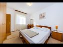 Apartmaji Petin - 5m from the sea: A1(2+2), A2(2+2) Zadar - Riviera Zadar  - Apartma - A2(2+2): spalnica