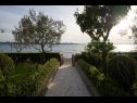 Hiša za počitnice Villa Petar 1 - 10m from sea: H(4) Zadar - Riviera Zadar  - Hrvaška  - pogled