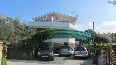 Apartmaji Ante - free parking: A1(4), A2(4) Sveti Filip i Jakov - Riviera Biograd 